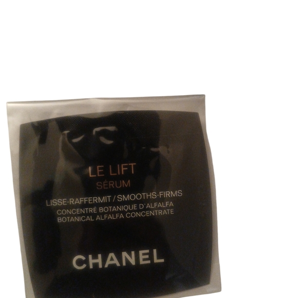Chanel beauty bundle NWOB - Picture 5 of 9